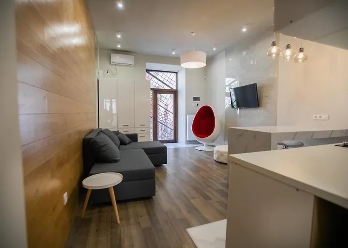 Апартаменти з кондиціонером на вулиці староєврейська 15